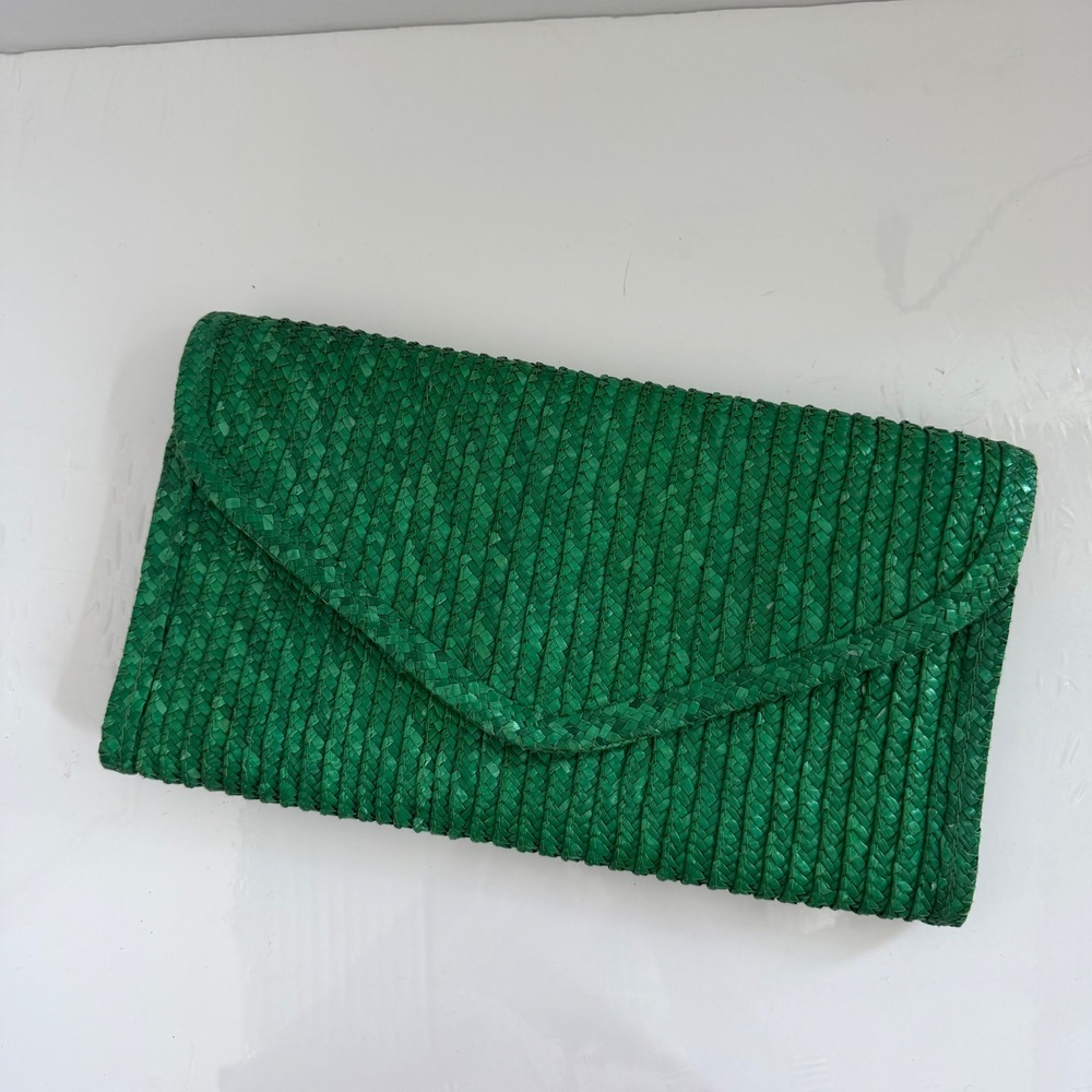 Vintage‎ Woven Green Straw Clutch
